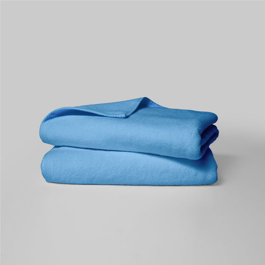 Hotel Suites Pool Towel Pair